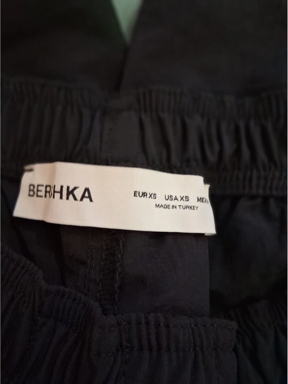 Bershka Cargo Pants with Elastic Waistband Size XS